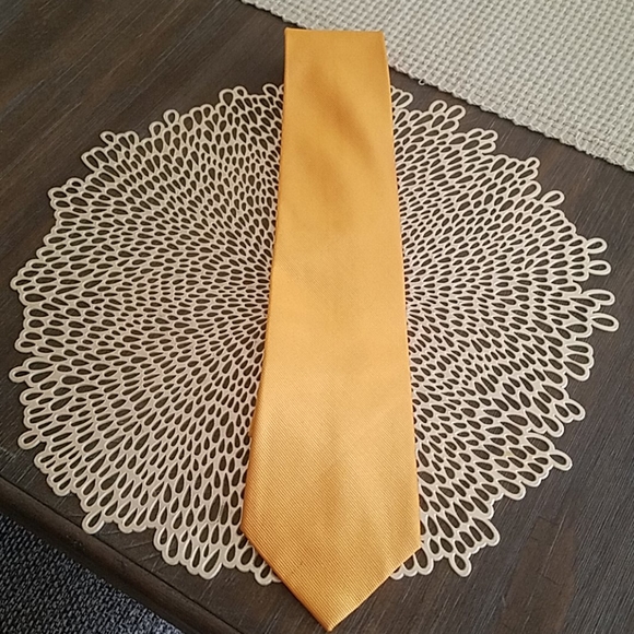 Gold Tie - Picture 1 of 3